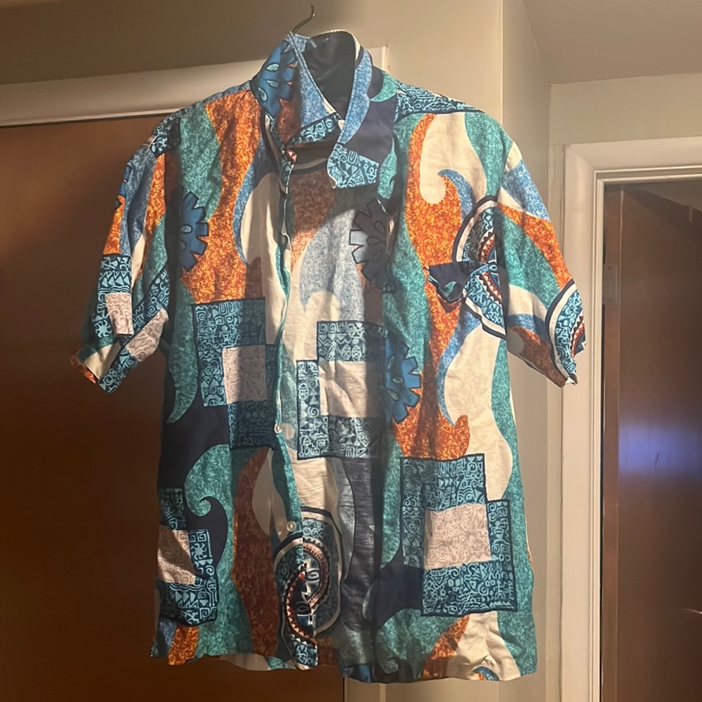 Hawaiian / Aztec button down